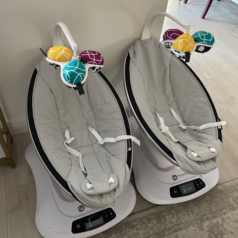 Mamaroo multi-motion baby swing
